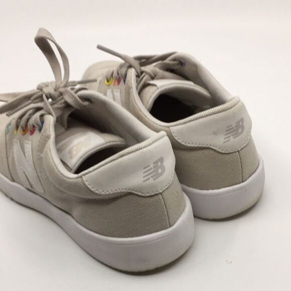 New Balance x Isaac Mizrahi Live Lightweight Tan Canvas Sneakers Women’s 6 1/2 M - Picture 7 of 16